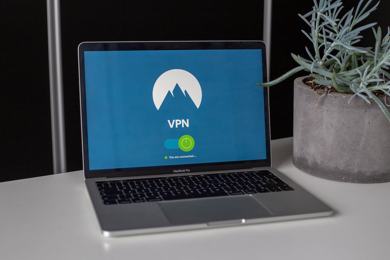 VPN-yhteys ja suosittu NordVPN