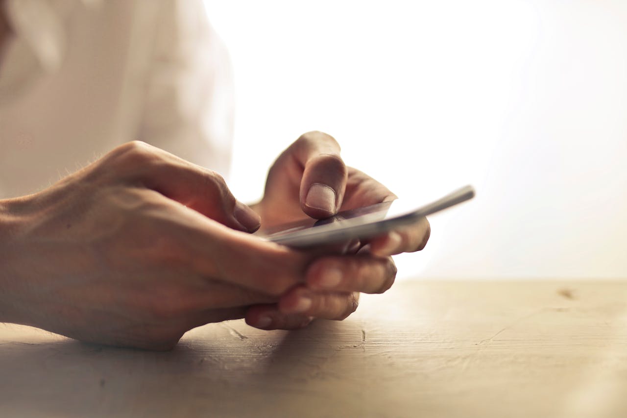 Mobiilivarmenne: Turvallinen ja helppokäyttöinen tapa tunnistautua verkossa